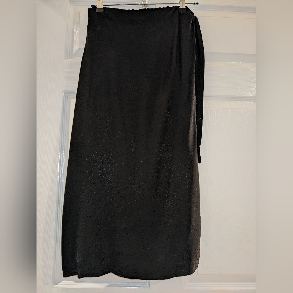 Black Wrap Skirt (light weight)